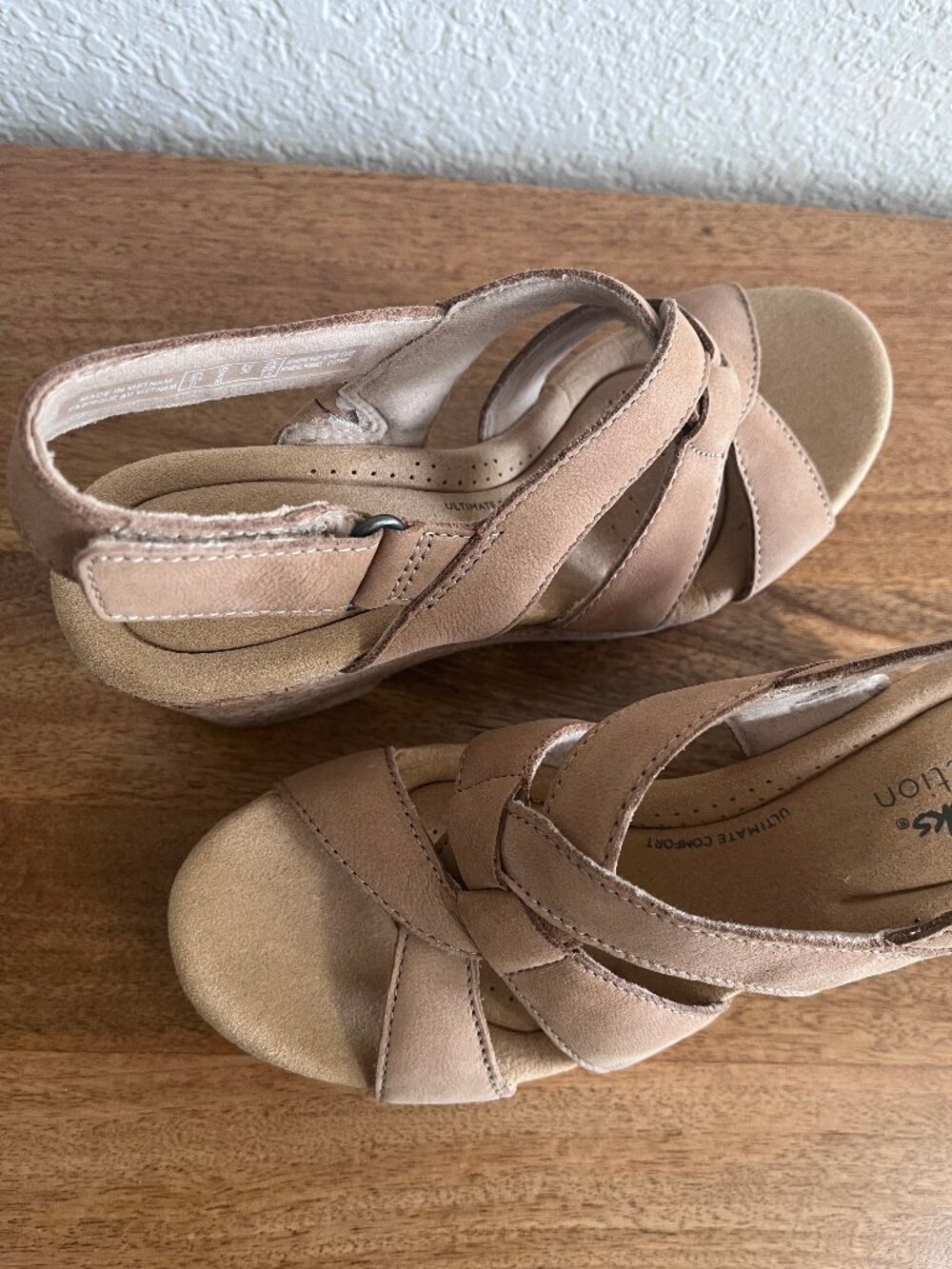 Clarks Collection Giselle Beach Sand Suede Wedge Platform Sandal 6 - Picture 7 of 15
